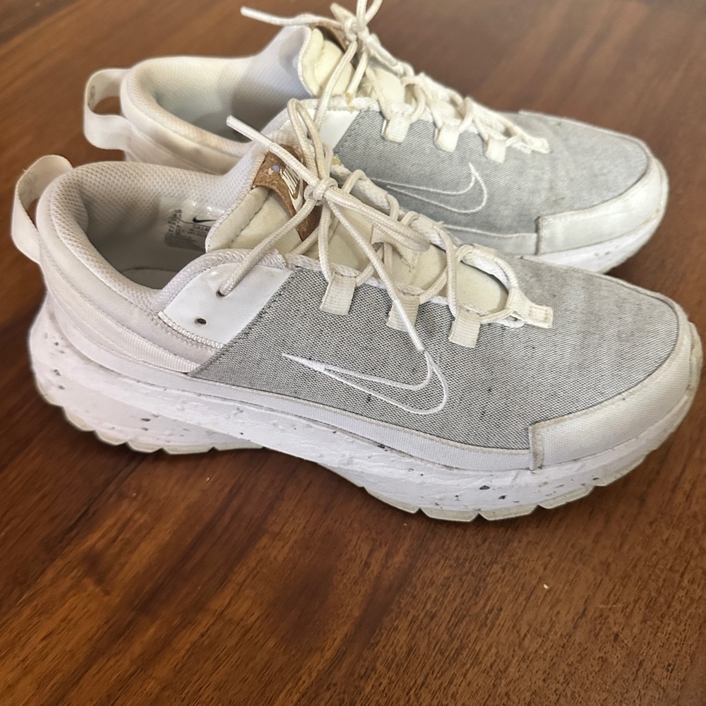 Nike Crater Remixia Women’s 8.5 Shoes
